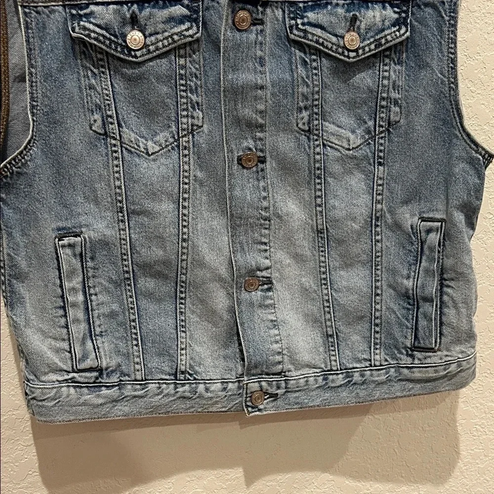 American Eagle Outfitters Denim Vest - Picture 4 of 9